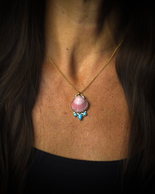 Pink scallop shell necklace with Nacozari and Kingman turquoise worn on an 18-inch gold-filled rolo chain