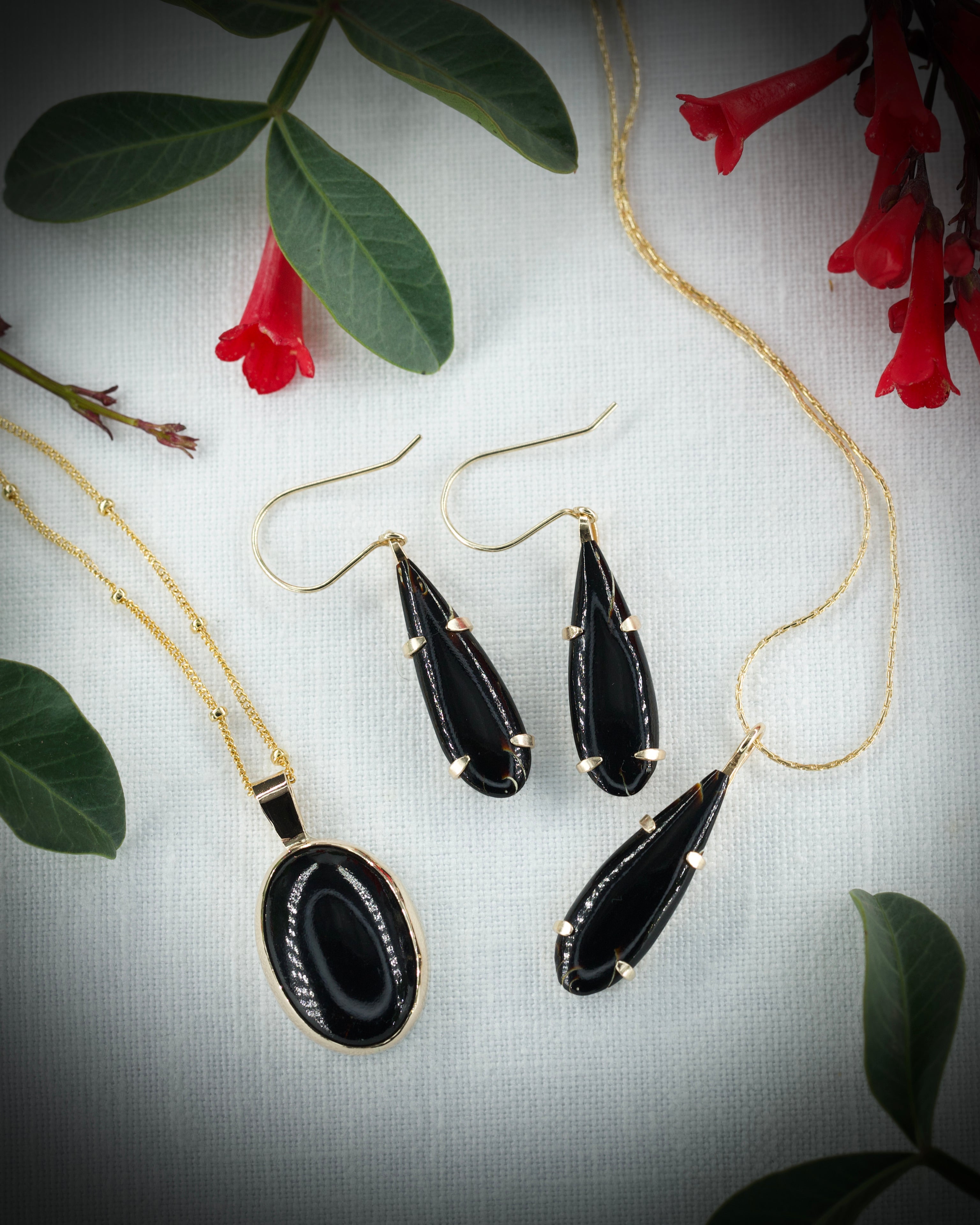 Vintage Hawaiian Black Coral Necklace - 14k Gold Filled